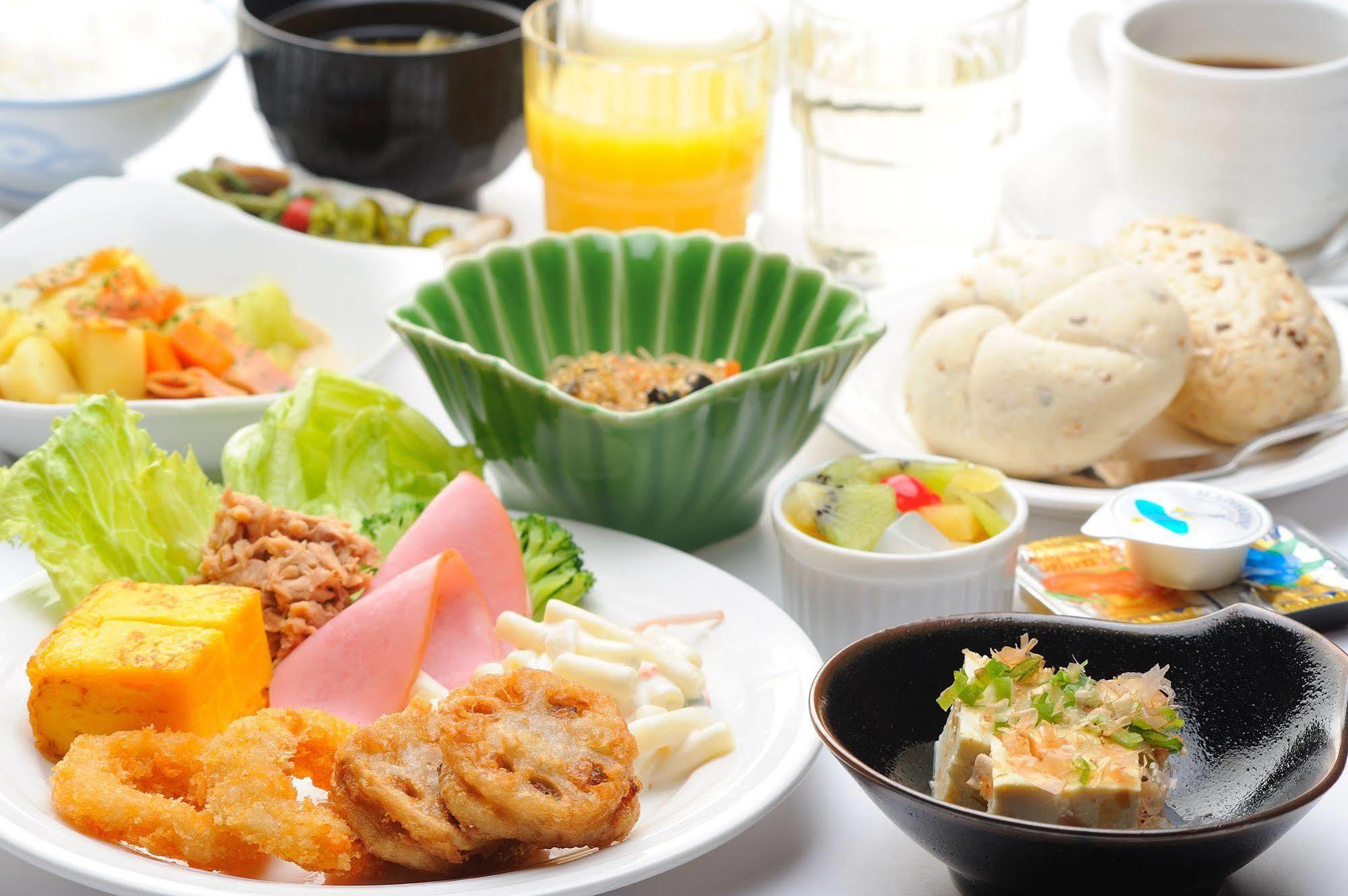 Hotel Route-Inn Aomori Chuo Inter Kültér fotó